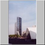 ladefense-pouce.jpg